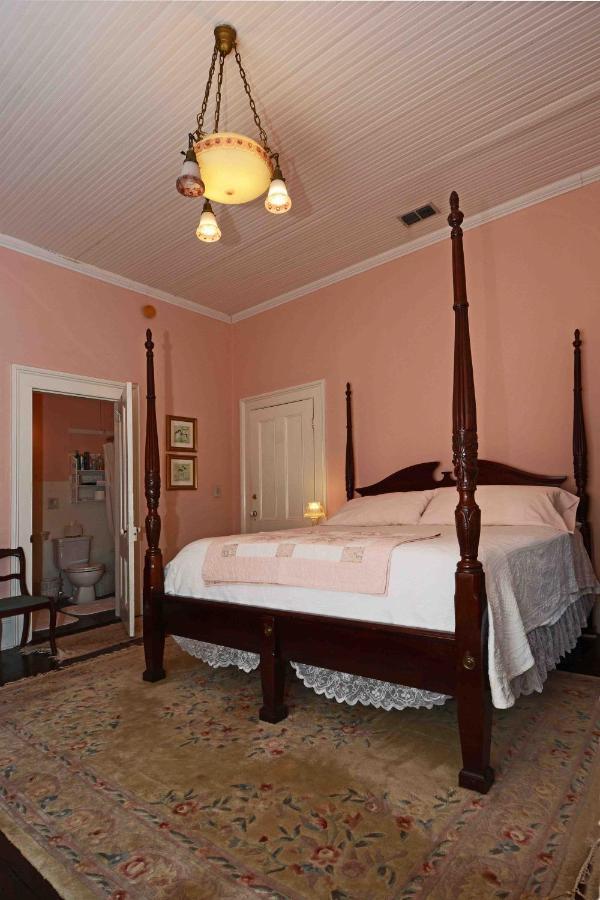 1872 Denham Inn Monticello Exterior foto